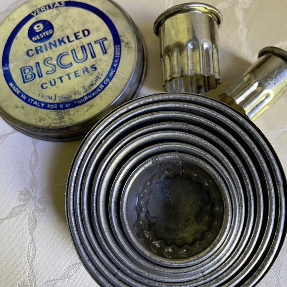 Biscuit Cutters/Aspic Cutters/Assort Tools - Picture 2 of 11